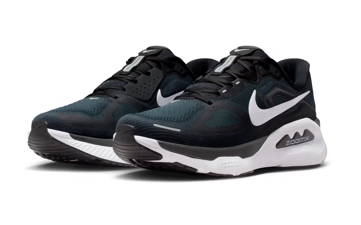 Nike Structure Plus